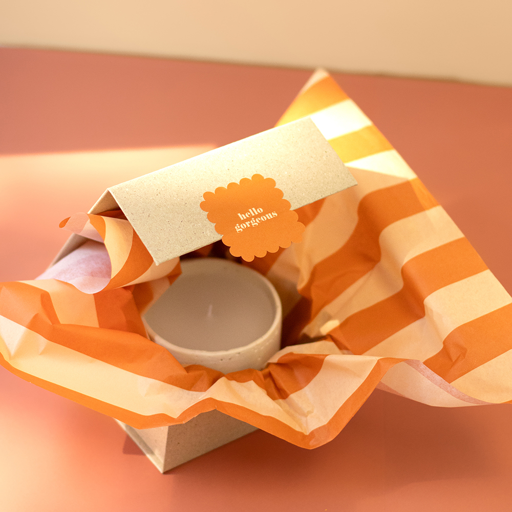 Votre fournisseur de papier d'emballage et de matériaux de décoration durables de haute qualité.